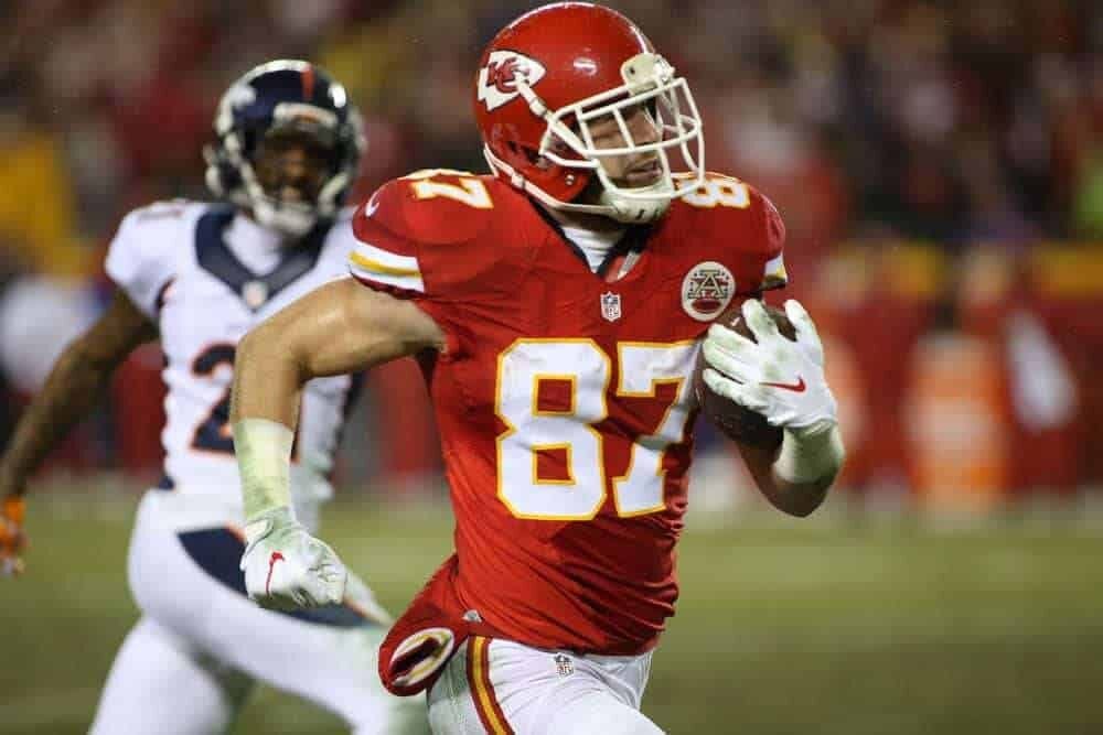 2017 Fantasy Football Rankings: Top 10 Tight Ends Travis Kelce