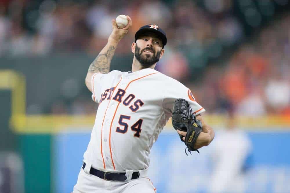 Tigers Take a Shot on Mike Fiers