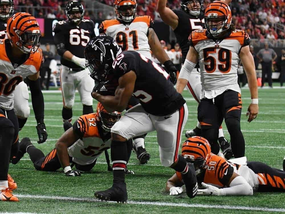 Mick’s Pick Six: Week 15 Streamers Ito Smith fantasy football breakouts