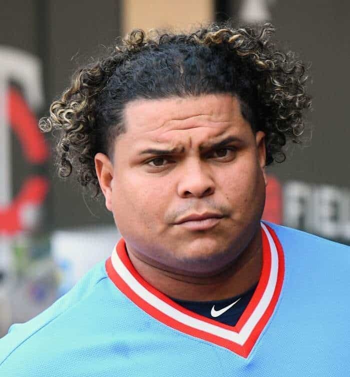 Dokken’s Dudes & Don’ts: Catching Values & Overdrafts Willians Astudillo Catching Values
