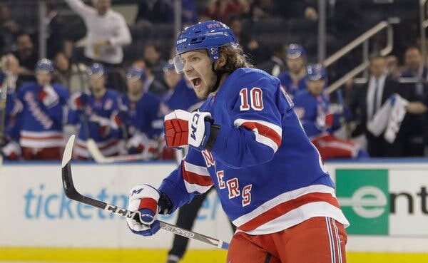 Buy Low/Sell High – Fantasy Hockey Week 5 Artemi Panarin fantasy hockey buy low sell high