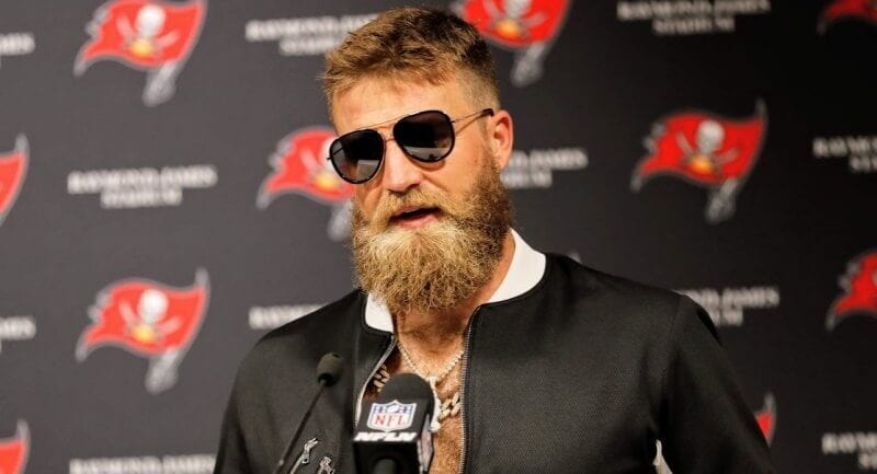 AVOID RYAN FITZPATRICK SHARES! Ryan Fitzpatrick