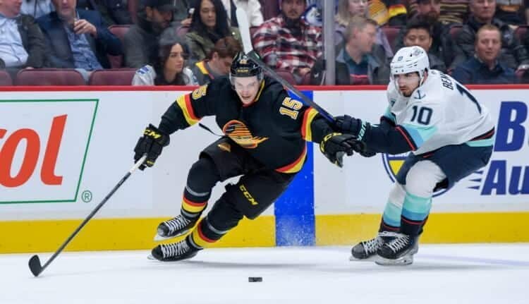 Top 10 Fantasy Hockey Rookies for 2022-23 Matthew Beniers Fantasy Hockey Rookies NHL