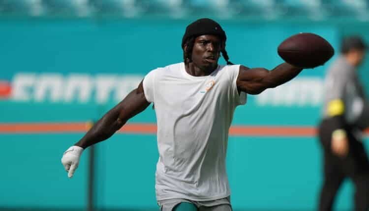 Fantasy Football: Mock Draft from the 4th Slot Tyreek Hill PPR Draft Strategy for 2025 Fantasy Football