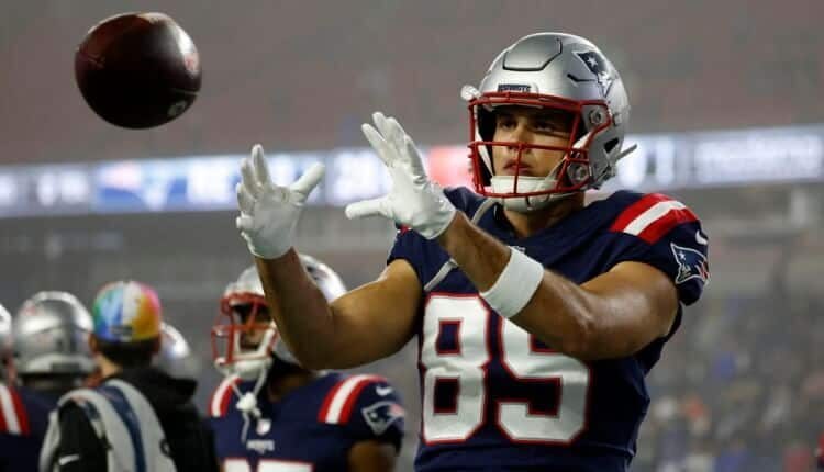 2023 Fantasy Football: Week 2 Tight End Rankings Hunter Henry Week Week 6 starts and sits