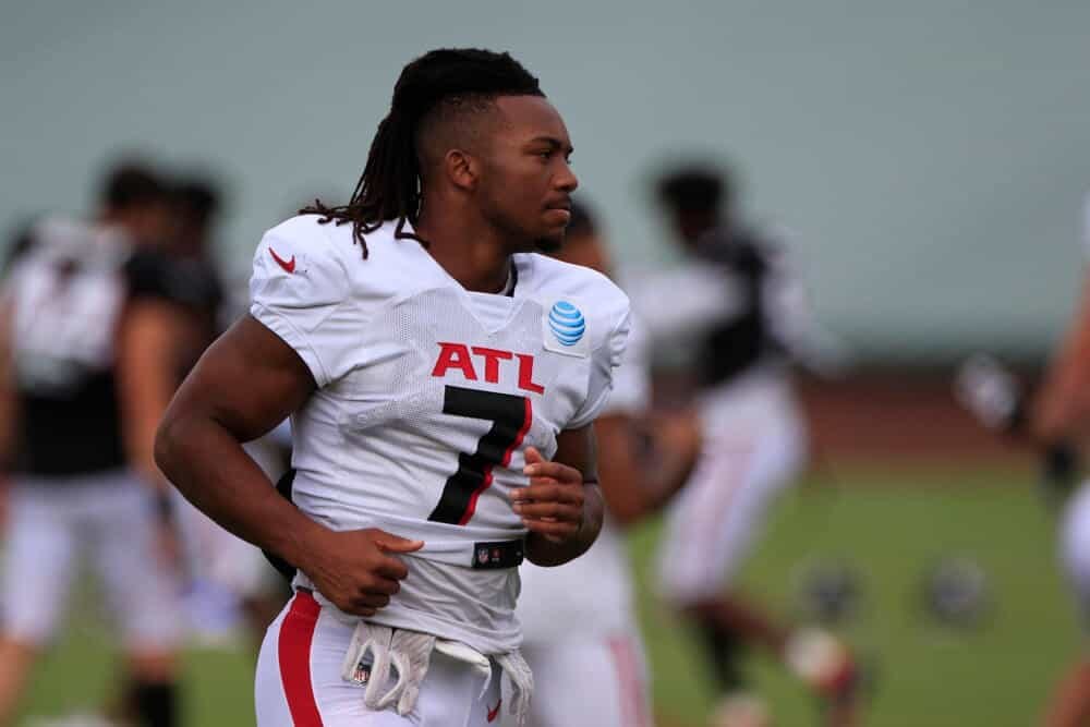 Week 1 NFL Player Props: Spicy Like Bijan-Mostert Bijan Robinson - Dynasty Football Draft Strategy