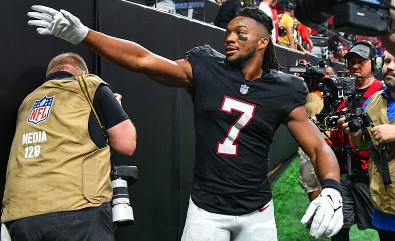 Grading Pre-Season 2023 Fantasy Football Bold Predictions Bijan Robinson 2025 Week 17 NFL DFS Plays DraftKings
