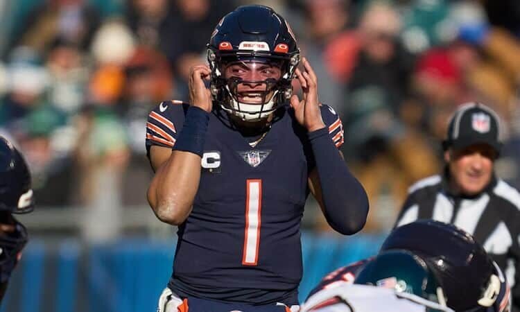 Risers, Fallers, and The Week 3 Hot Seat for Fantasy Football Justin Fields Fantasy Football Riser