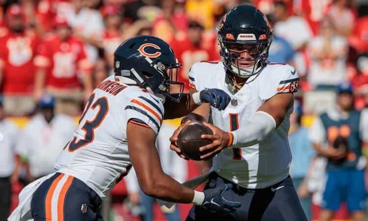 Week 6 Fantasy Football Waiver Wire Rankings Roschon Johnson Justin Fields Week 12 fantasy football waiver wire
