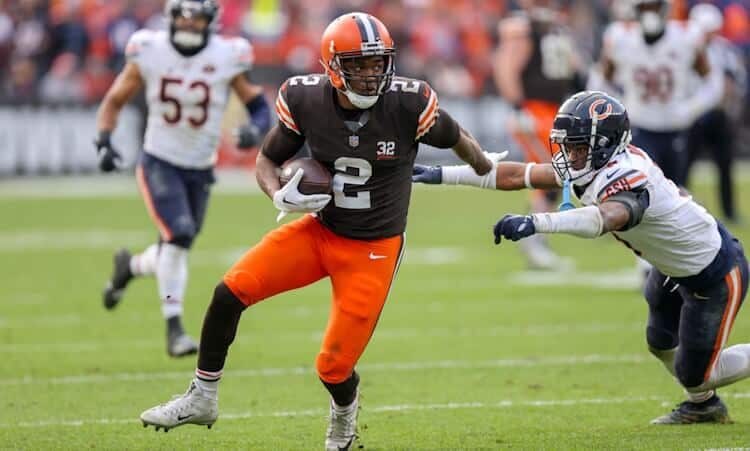 10 Undervalued Veterans for 2024 Fantasy Football Amari Cooper Week 5 Start and Sit