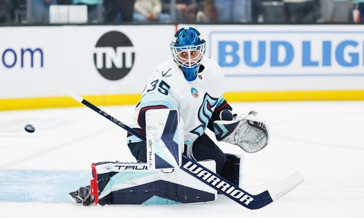 NHL Goalies to avoid in your Fantasy Hockey Playoffs Joey Daccord Fantasy Hockey Playoffs Waiver Wire Goalie