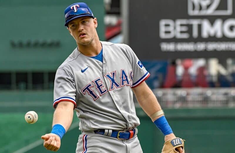2024 Fantasy Baseball: What to Make of These 2023 Second Half Struggles Josh Jung Fantasy Baseball lineup analysisReport