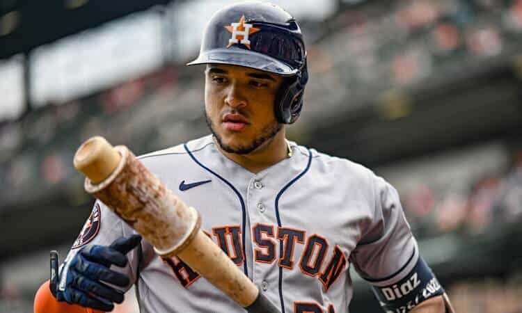 Top 40 Dynasty Catcher Rankings for 2024 Fantasy Baseball Yainer Diaz Fantasy Baseball Risers and Fallers