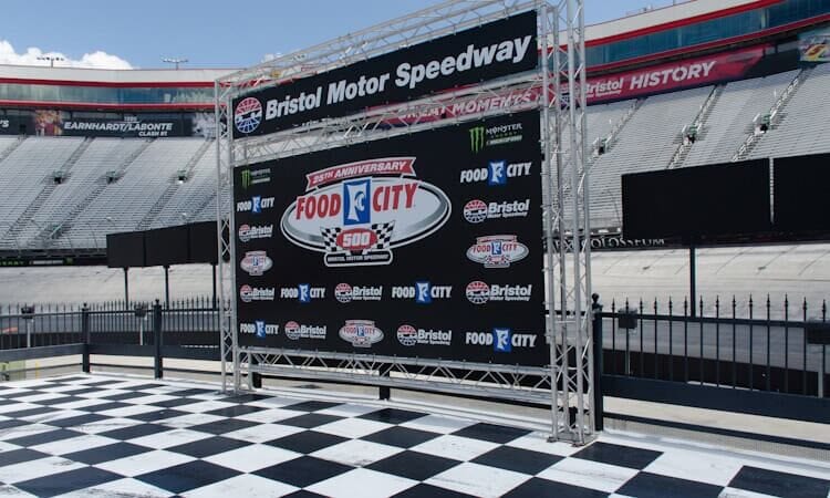 NASCAR DFS: Food City 500 Picks Food City 500 Fantasy NASCAR Bristol Motor Speedway