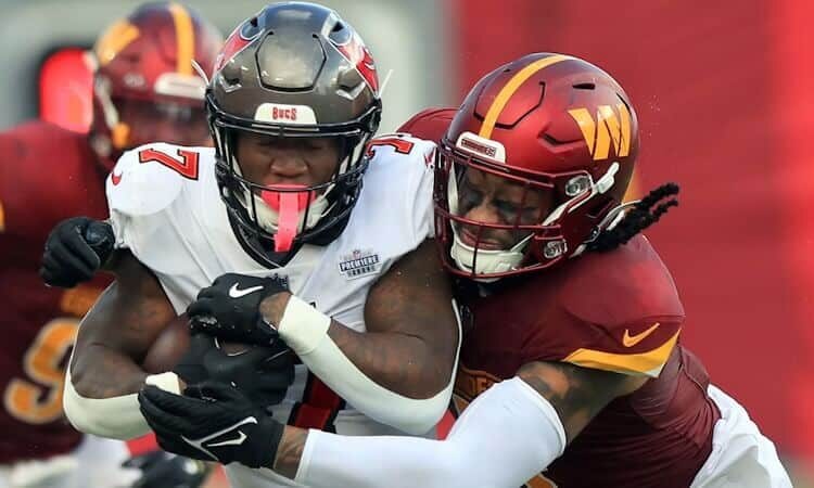 Fantasy Football 2024: Week 17 RB Rankings Bucky Irving Week 17 RB Rankings