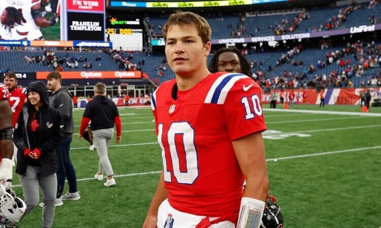 2025 Fantasy Football: Week 9 Quarterback Rankings (Weekend Update!) Drake Maye Fantasy Football Quarterback Busts and Fades